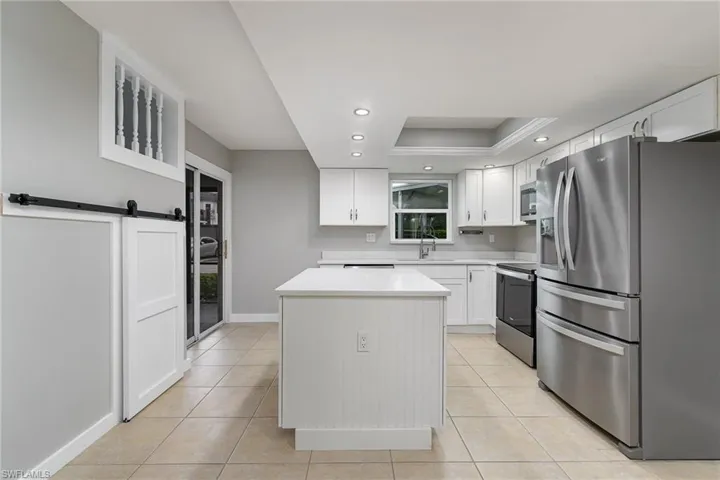16051  Amberwood Lake  CT, Fort Myers, FL 33908
