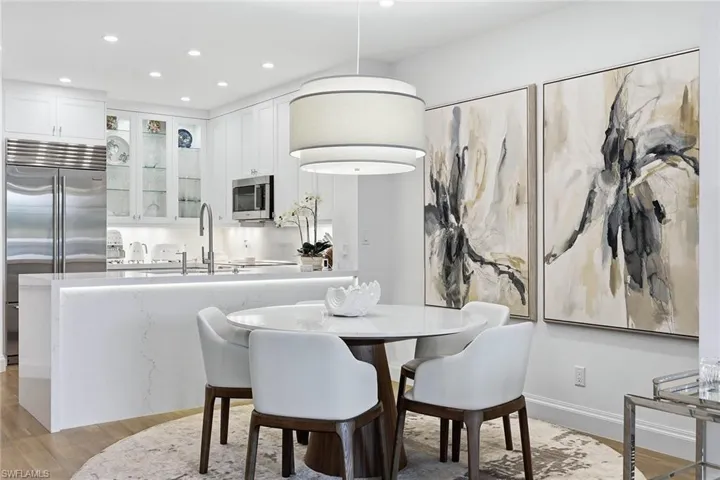 365 5th Ave S 306, Naples, Florida 34102