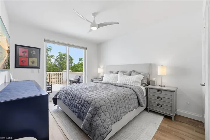 365 5th Ave S 306, Naples, Florida 34102
