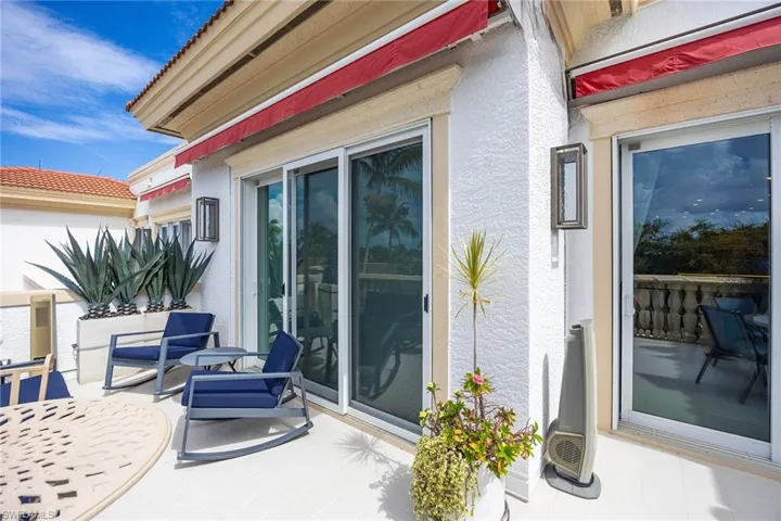 365 5th Ave S 306, Naples, Florida 34102