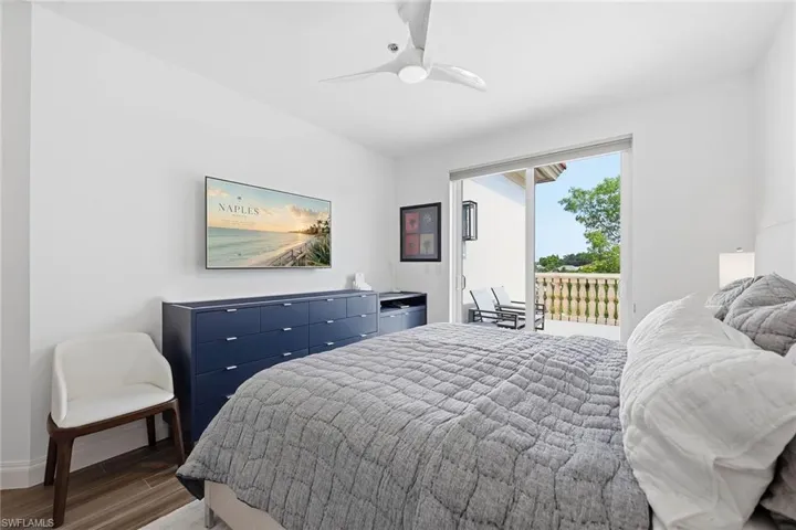 365 5th Ave S 306, Naples, Florida 34102