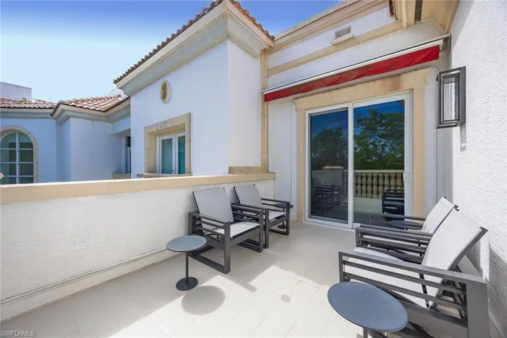 365 5th Ave S 306, Naples, Florida 34102