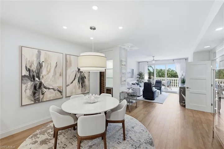 365 5th Ave S 306, Naples, Florida 34102