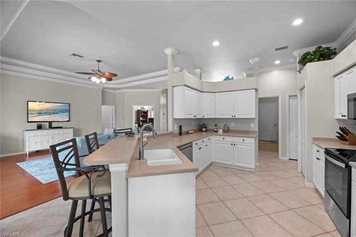 11452  Pembrook  RUN, Estero, FL 33928