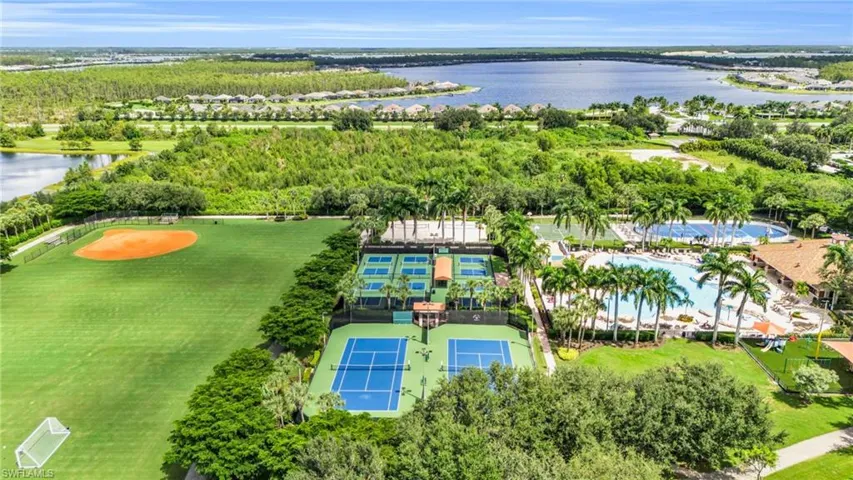 20038 Serre Dr, Estero, Florida 33928