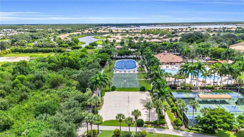 20038 Serre Dr, Estero, Florida 33928