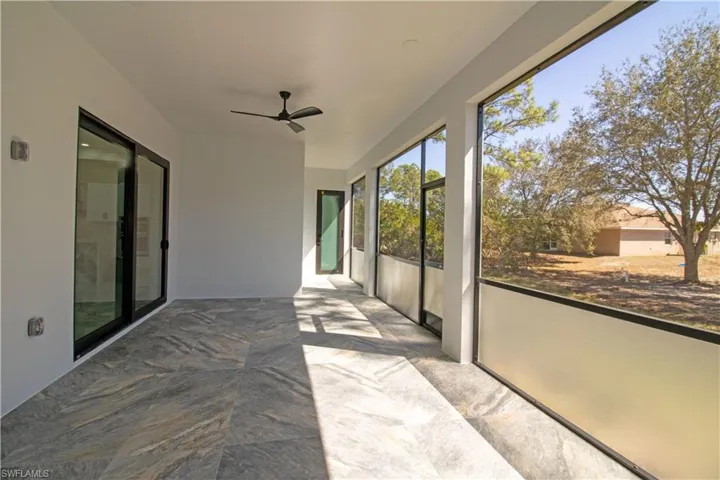 2915  49th W ST, Lehigh Acres, FL 33971