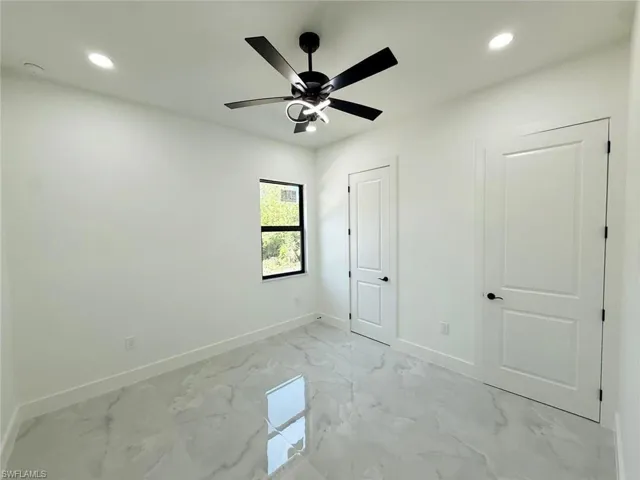 2915  49th W ST, Lehigh Acres, FL 33971