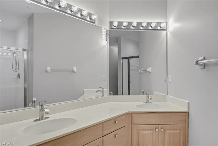 3461 Pointe Creek Ct 106, Bonita Springs, Florida 34134