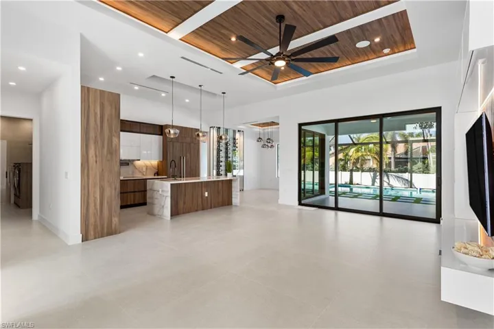 BRIGHT & SPACIOUS LAYOUT w/ 48 x 48 SPANISH PORCELAIN TILE throughout.