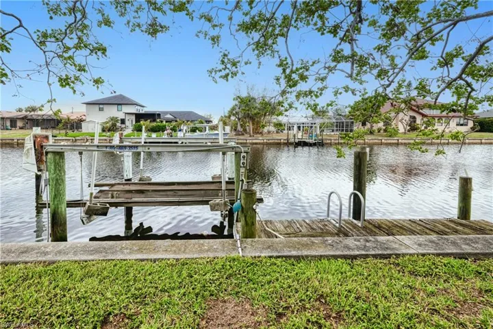 16 x 4 dock (2nd dock) with lift and water/electric