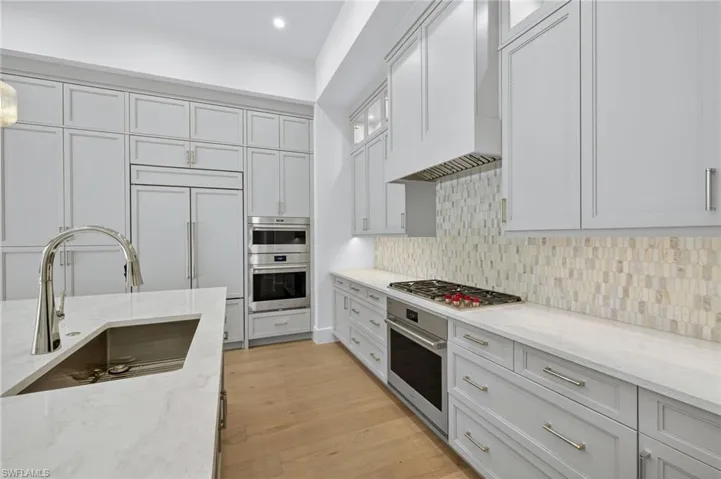 Kitchen 3