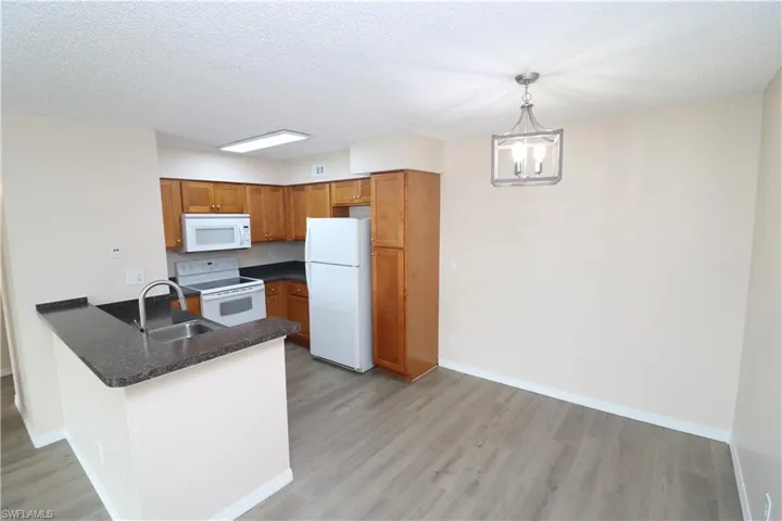 13545 Eagle Ridge DR # 823, FORT MYERS FL 33912