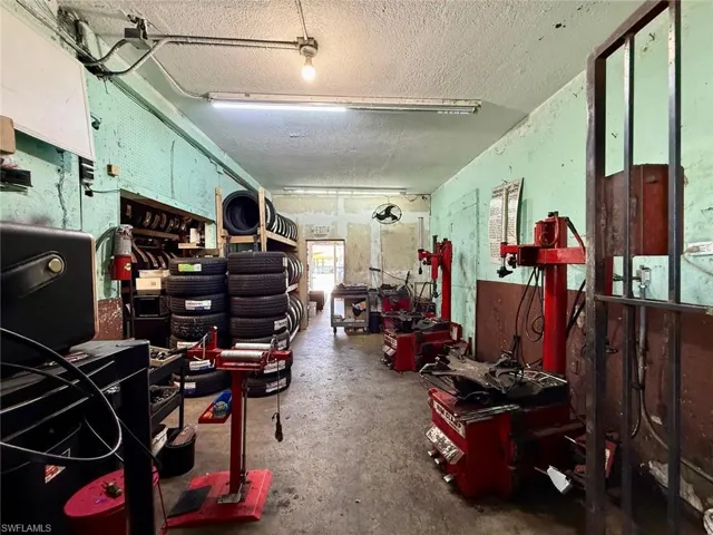 Garage featuring a heating unit