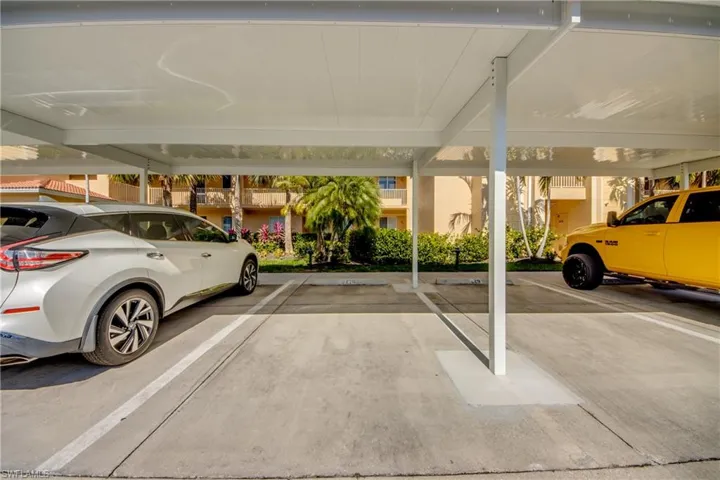 8341  Whiskey Preserve  CIR, Fort Myers, FL 33919