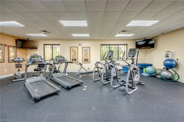 8341  Whiskey Preserve  CIR, Fort Myers, FL 33919