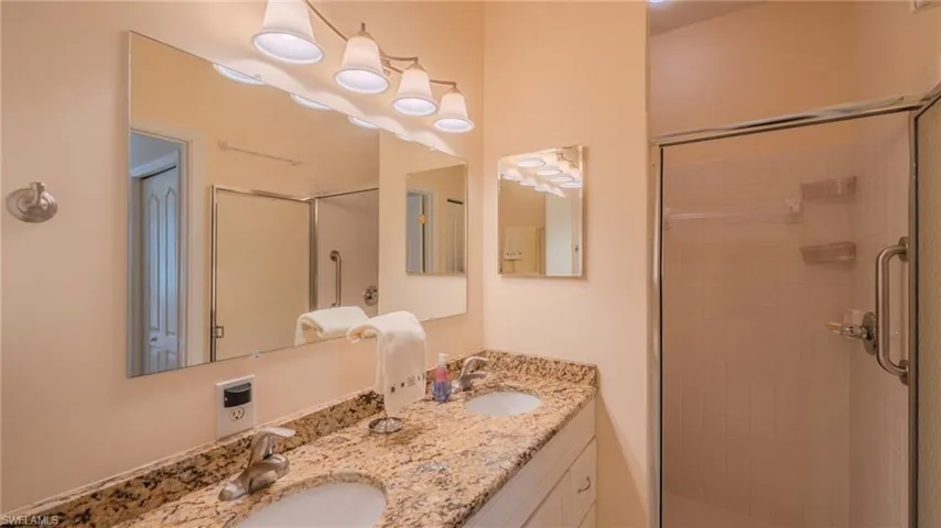 20650 Candlewood Hollow, Estero, Florida 33928