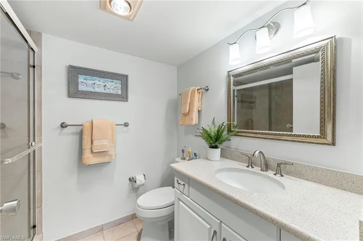 1977  GULF SHORE N BLVD, Naples, FL 34102