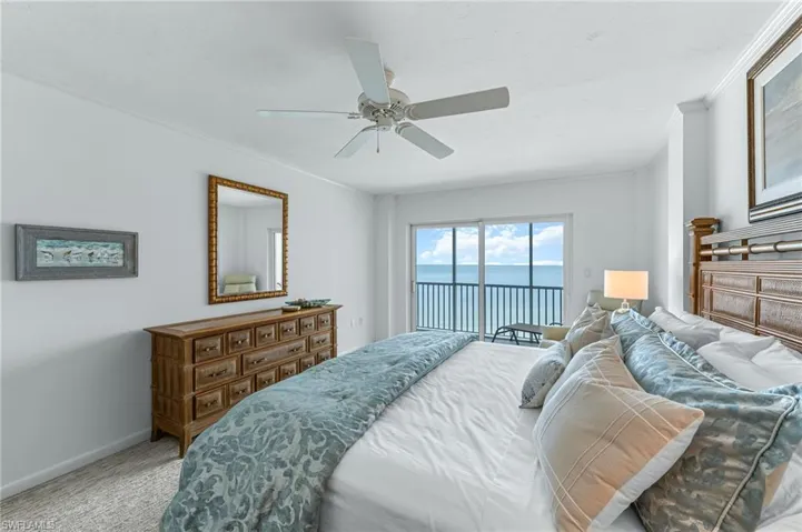 1977  GULF SHORE N BLVD, Naples, FL 34102