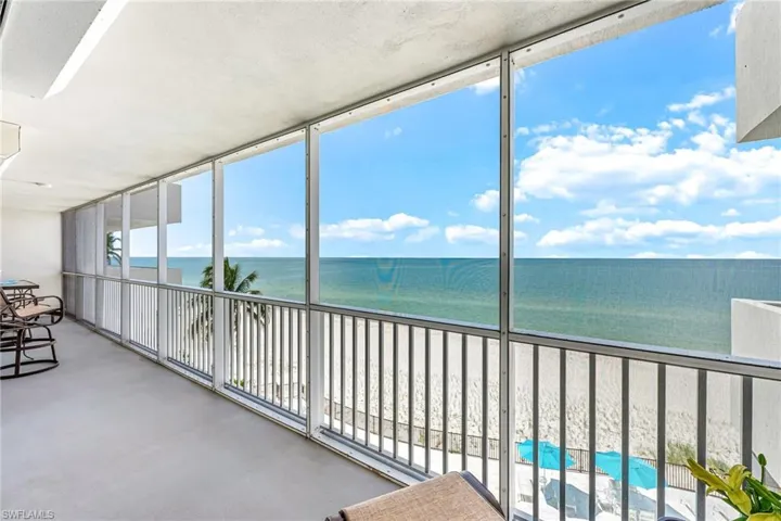 1977  GULF SHORE N BLVD, Naples, FL 34102