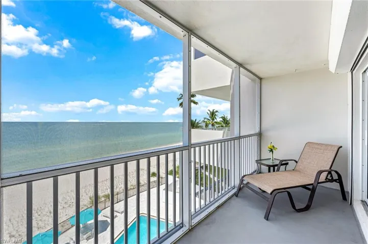 1977  GULF SHORE N BLVD, Naples, FL 34102