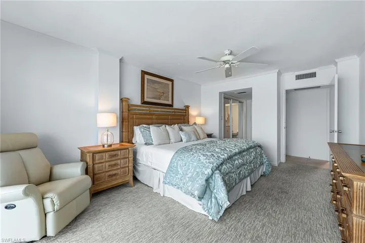 1977  GULF SHORE N BLVD, Naples, FL 34102