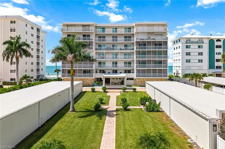 1977  GULF SHORE N BLVD, Naples, FL 34102