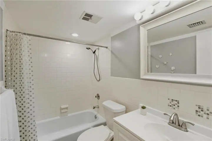 3030 Binnacle Dr # 103, Naples, Florida 34103
