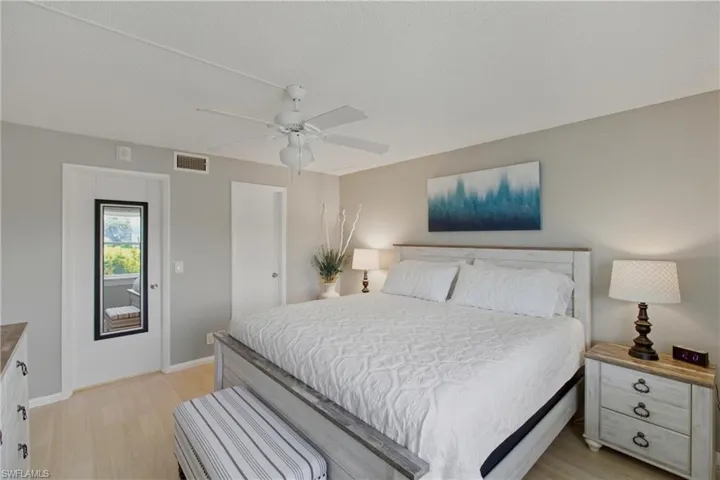 3030 Binnacle Dr # 103, Naples, Florida 34103