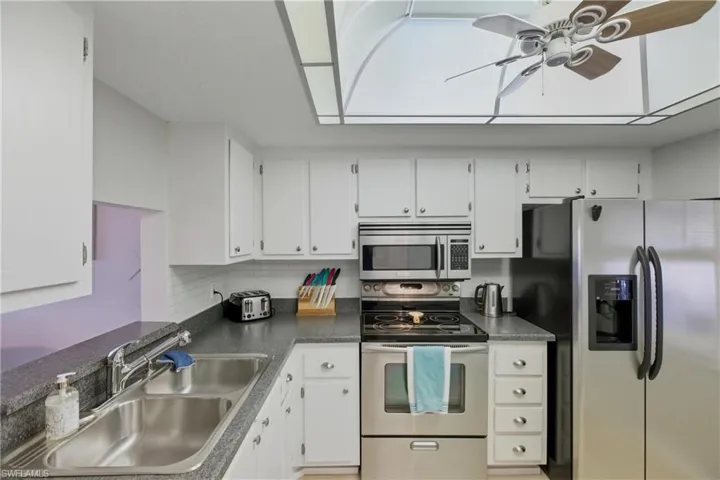 3030 Binnacle Dr # 103, Naples, Florida 34103