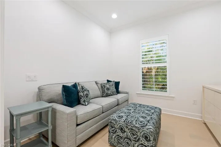 6505  Dominica  DR, Naples, FL 34113