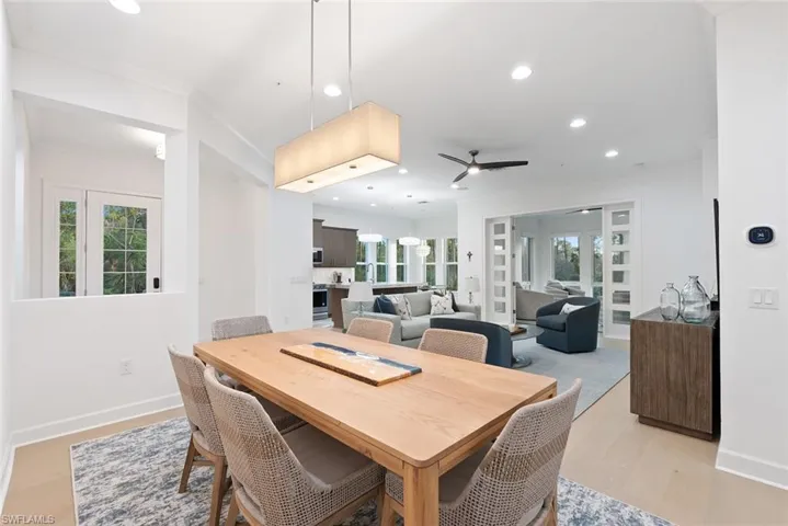 6505  Dominica  DR, Naples, FL 34113