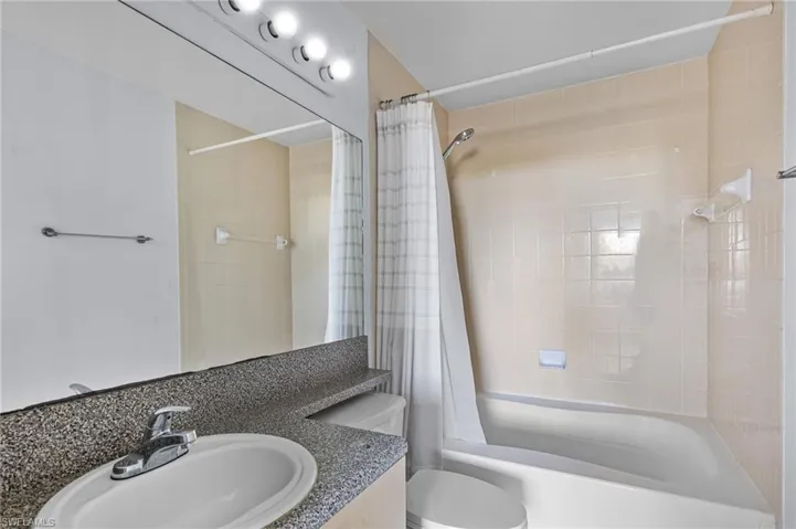1105  Reserve  CT, Naples, FL 34105