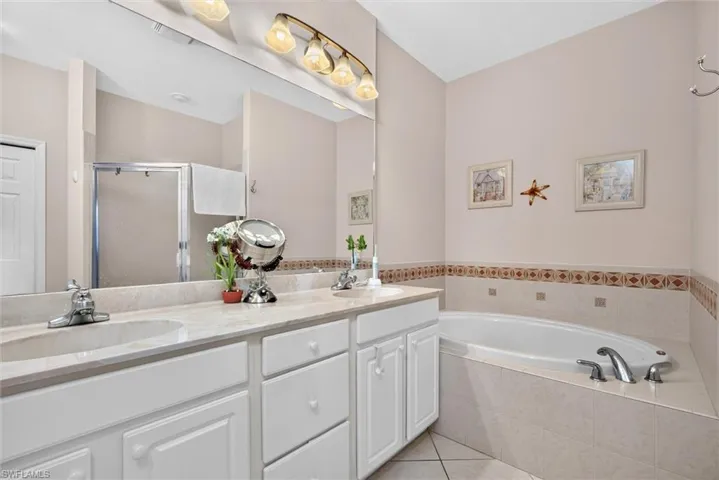 13981 Lake Mahogany Blvd 2513, Fort Myers, Florida 33907