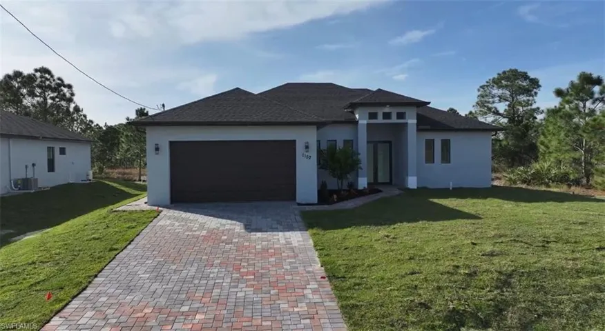 1052  Jamil S AVE, Lehigh Acres, FL 33974