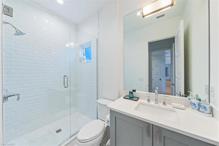 Second Floor Guest Bath