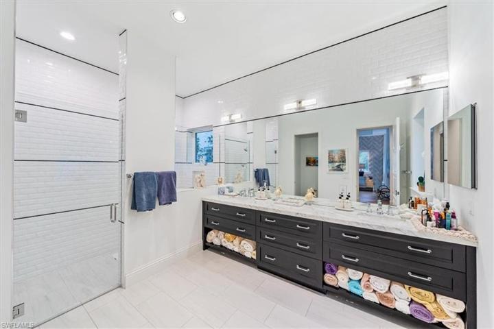First Floor Master Bath