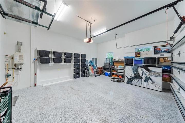 Garage with Origizational bin system