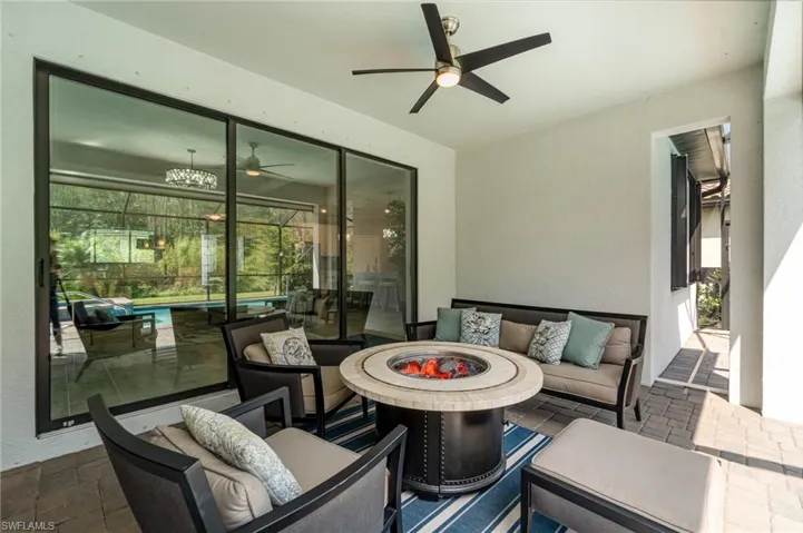11231  Shady Lake  RUN, Fort Myers, FL 33913