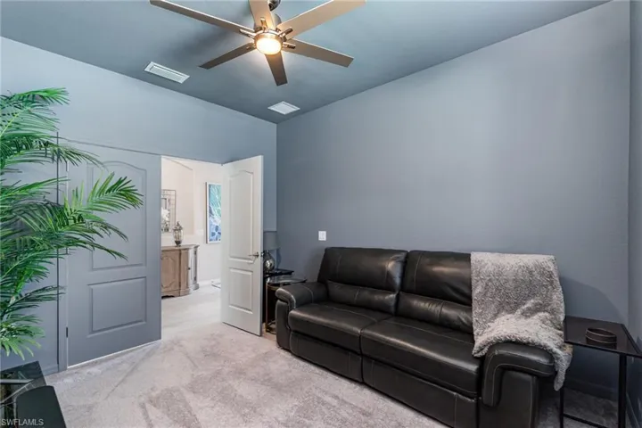 11231  Shady Lake  RUN, Fort Myers, FL 33913