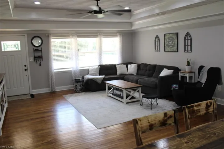 37  Eubanks E ST, Jacksonville, FL 32218