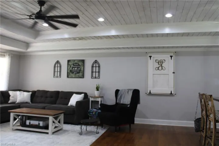 37  Eubanks E ST, Jacksonville, FL 32218