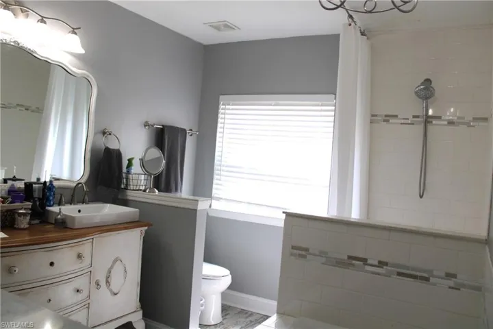 37  Eubanks E ST, Jacksonville, FL 32218