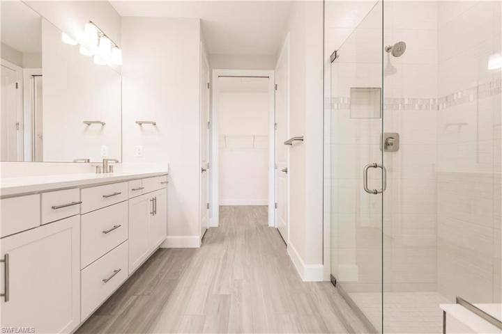 Owner's Ensuite Bathroom