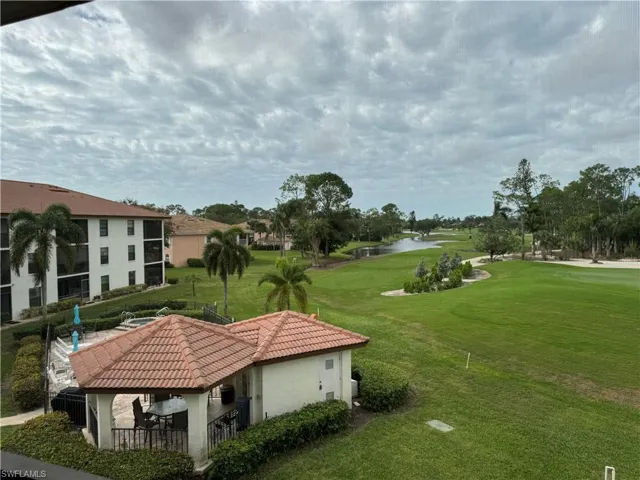 View / Pool Area / Golf Course
