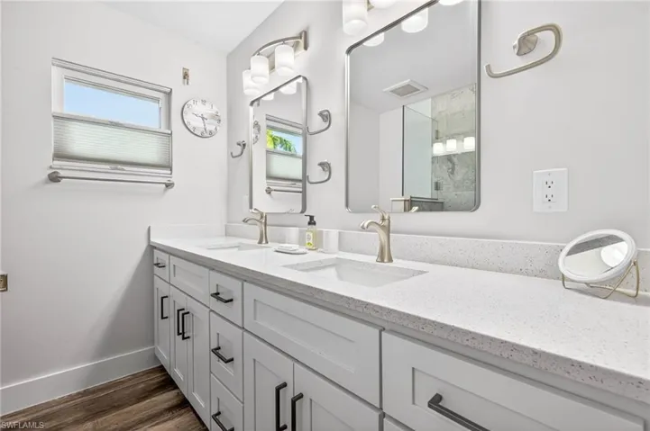 3359 Barra Cir, Sanibel, Florida 33957