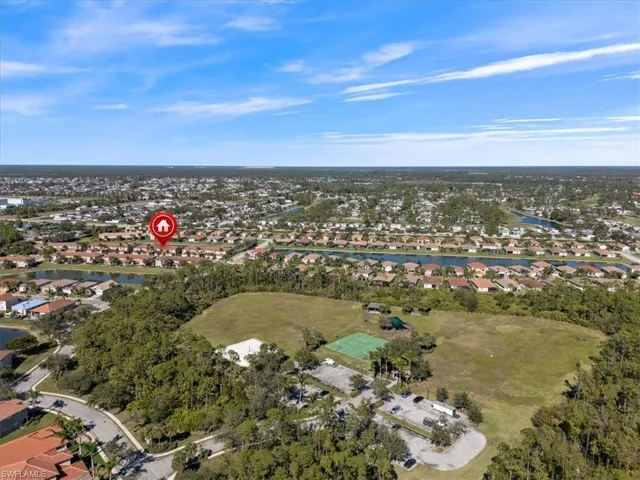 2435  Laurentina  LN, Cape Coral, FL 33909