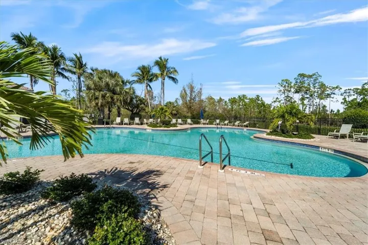 2435  Laurentina  LN, Cape Coral, FL 33909
