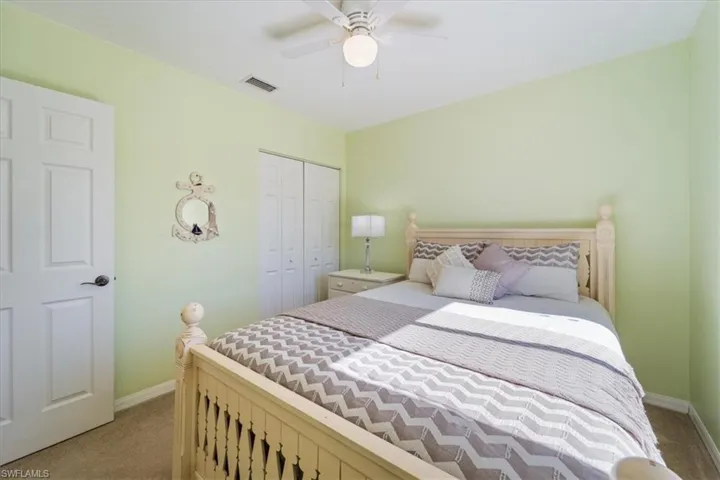 2435  Laurentina  LN, Cape Coral, FL 33909