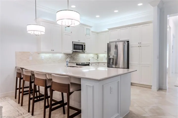 13670  MANDARIN  CIR, Naples, FL 34109